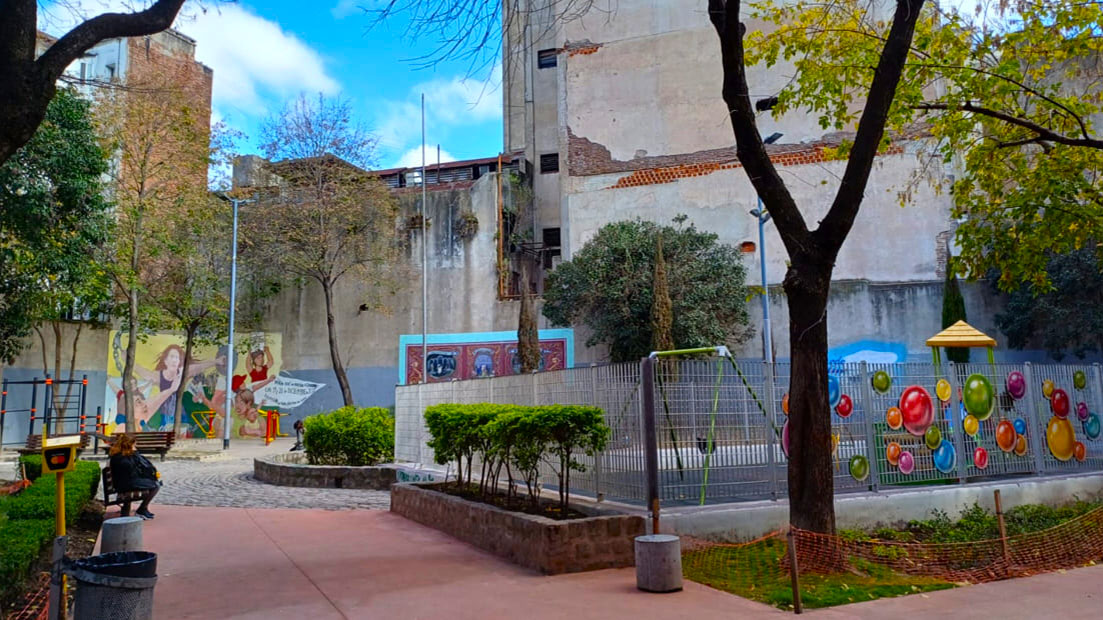 Plaza Raúl González Tuñón