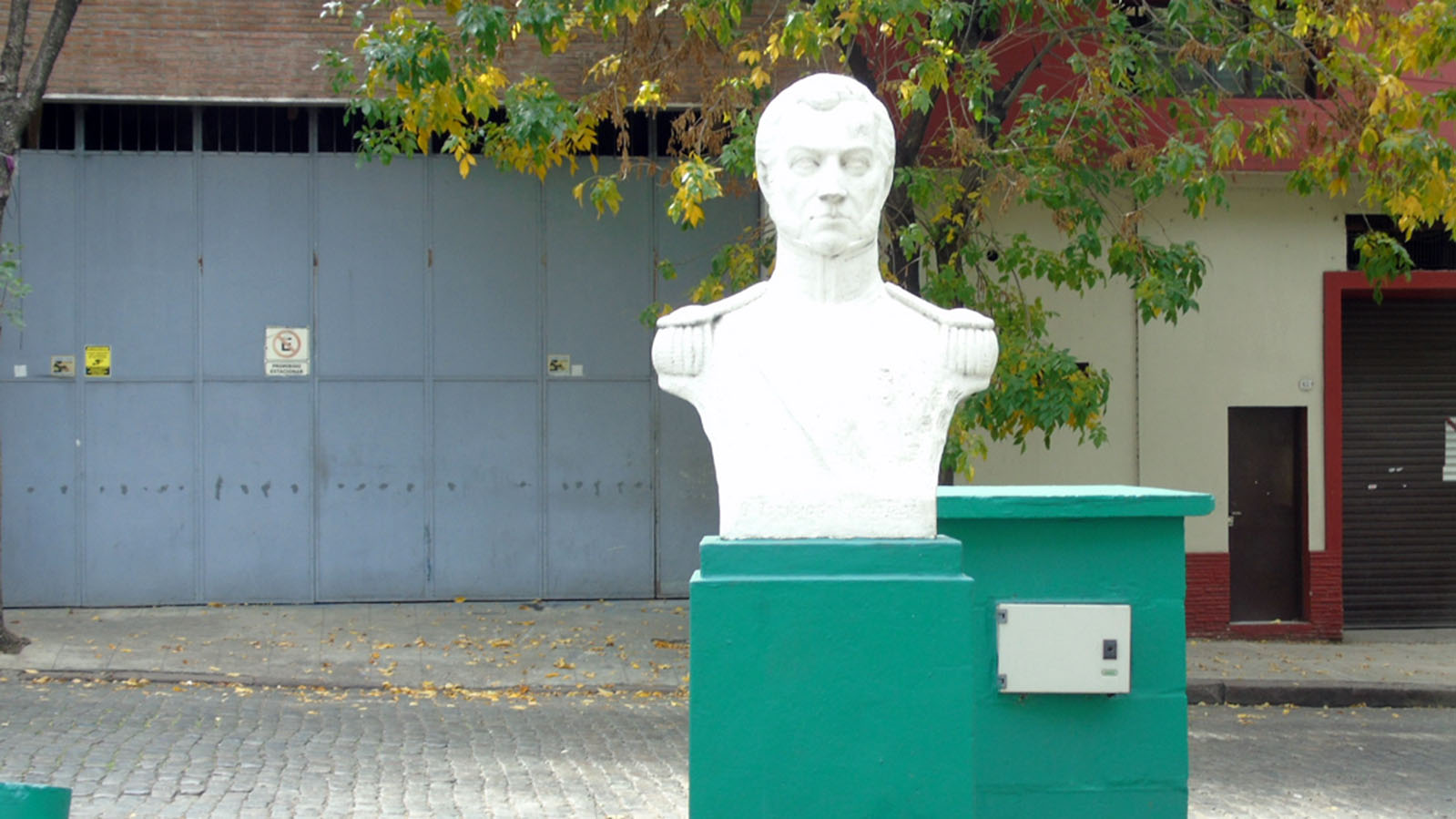 Plazoleta Mariscal Toribio de Luzuriaga