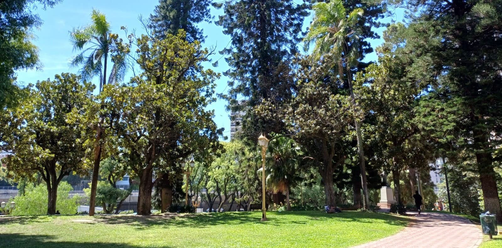 Parque Lezama