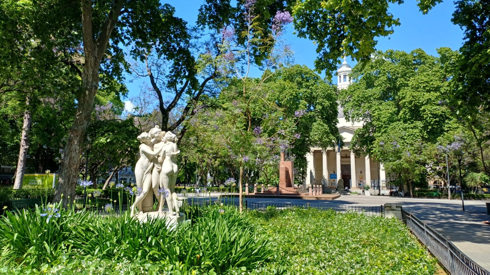 Plaza Manuel Belgrano