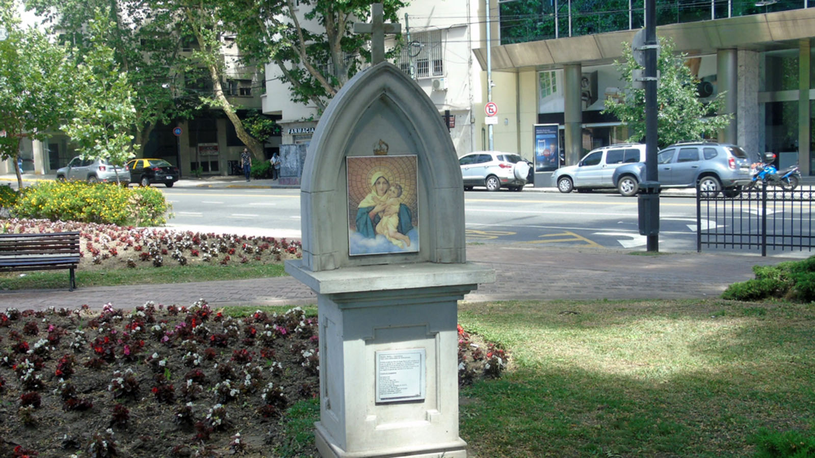 Plaza Barrancas de Belgrano