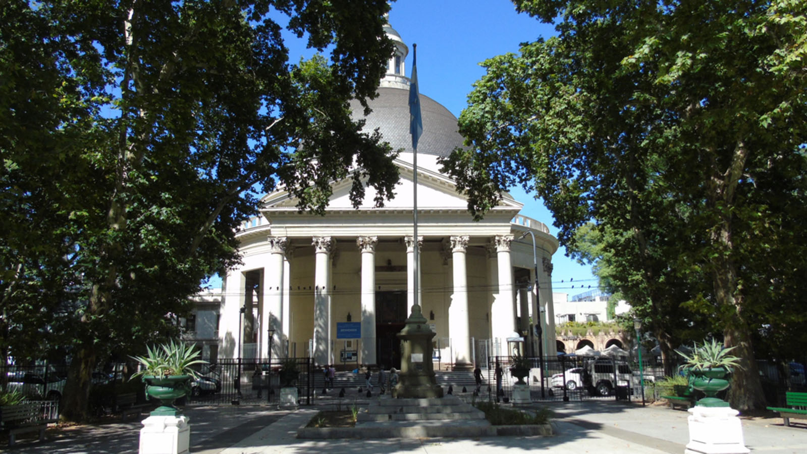 Plaza Manuel Belgrano