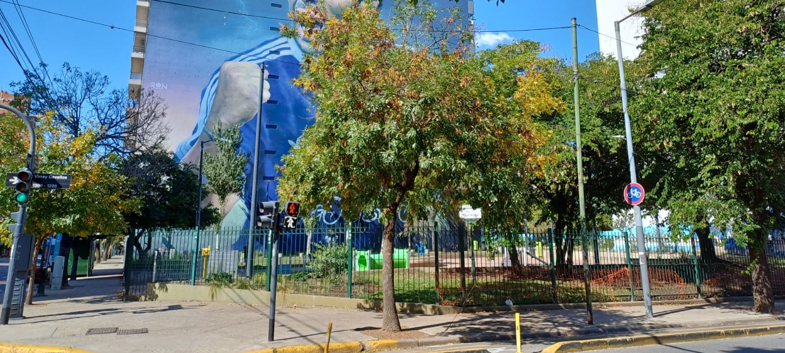 Plaza Lola Mora
