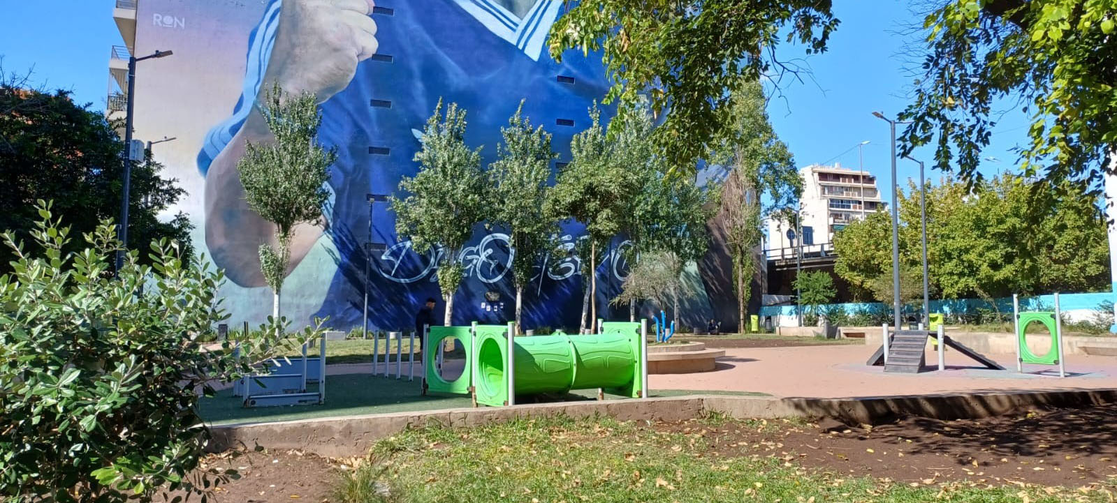 Plaza Lola Mora