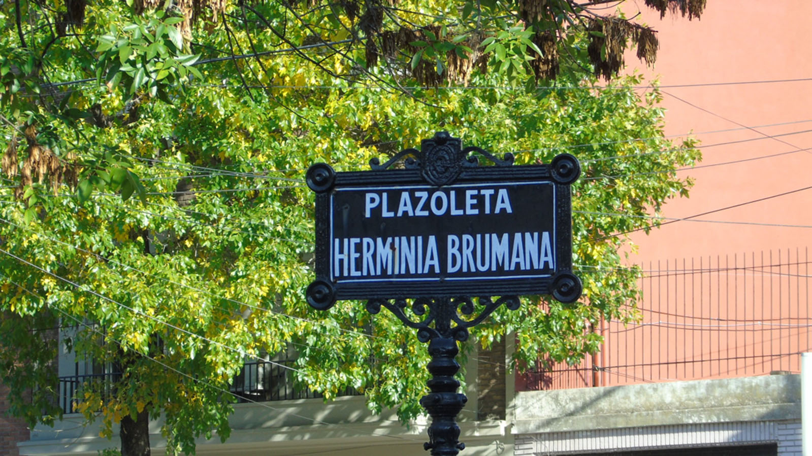 Plazoleta Herminia Brumana