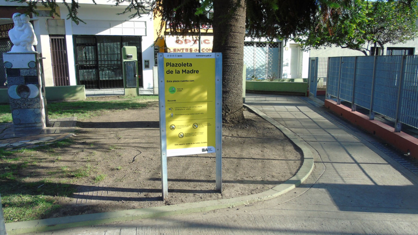 Plazoleta de la Madre