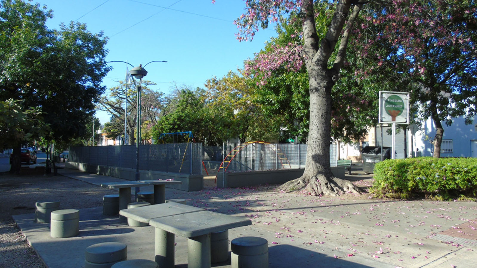 Plazoleta Justo Suárez