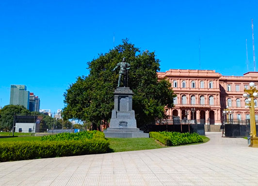 Plazoleta 11 de Junio de 1580