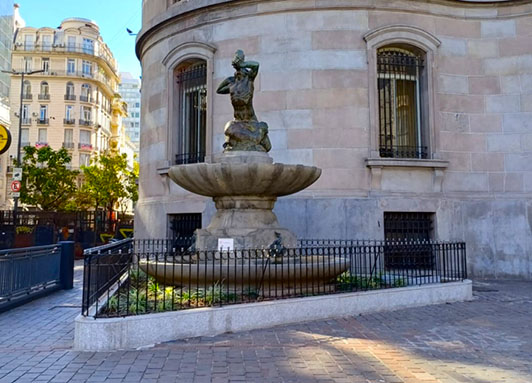 Fuente Decorativa Triton