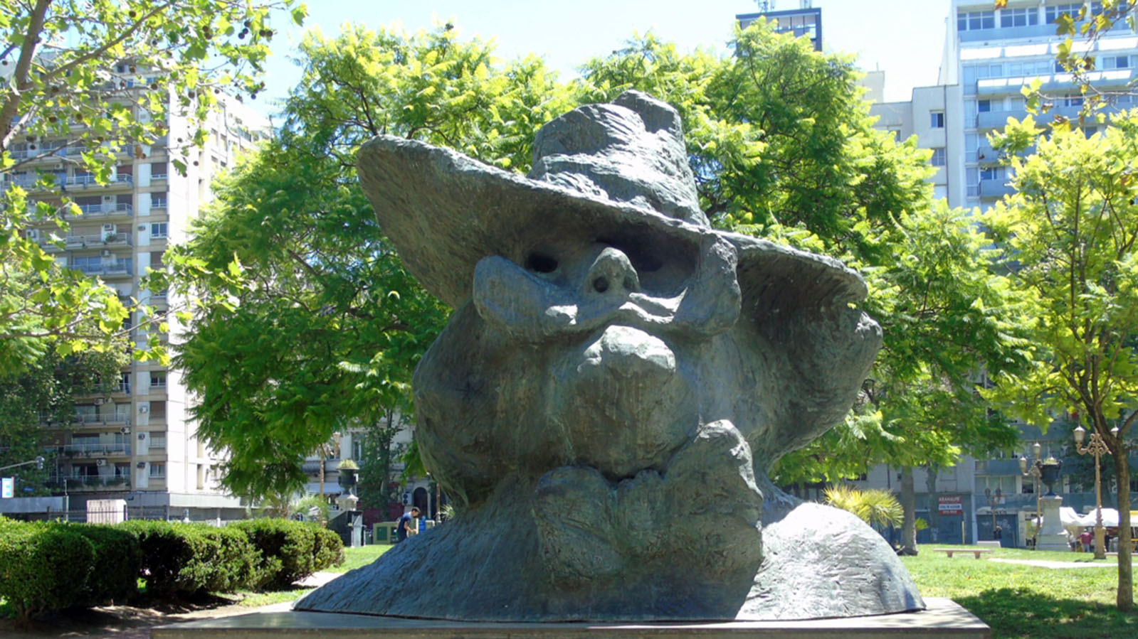 Plaza Mariano Moreno