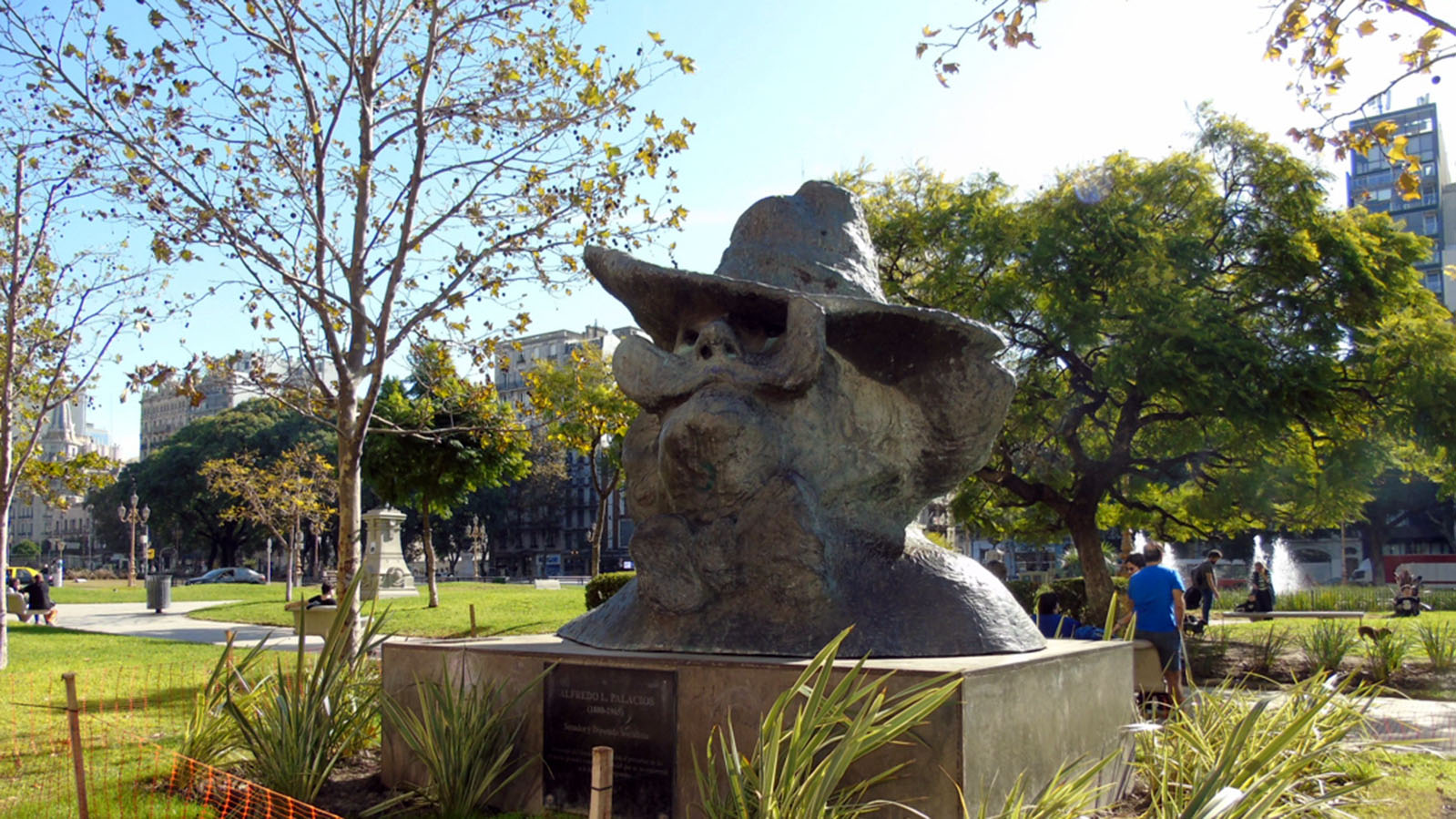 Plaza Mariano Moreno