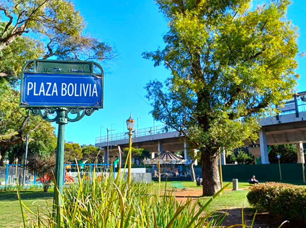 Plaza Bolivia