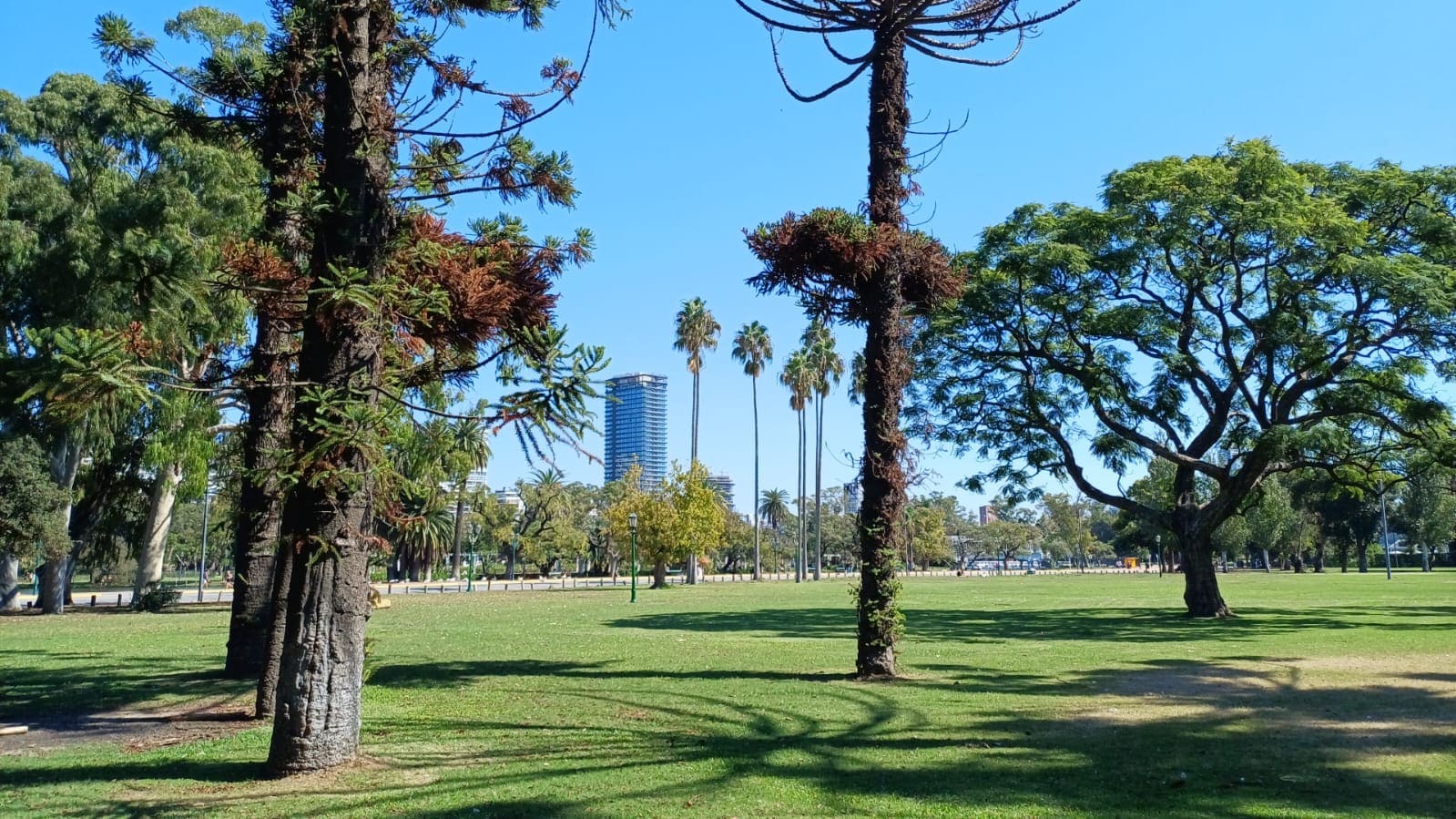 >Plaza Brig. Gral. Juan F. Quiroga