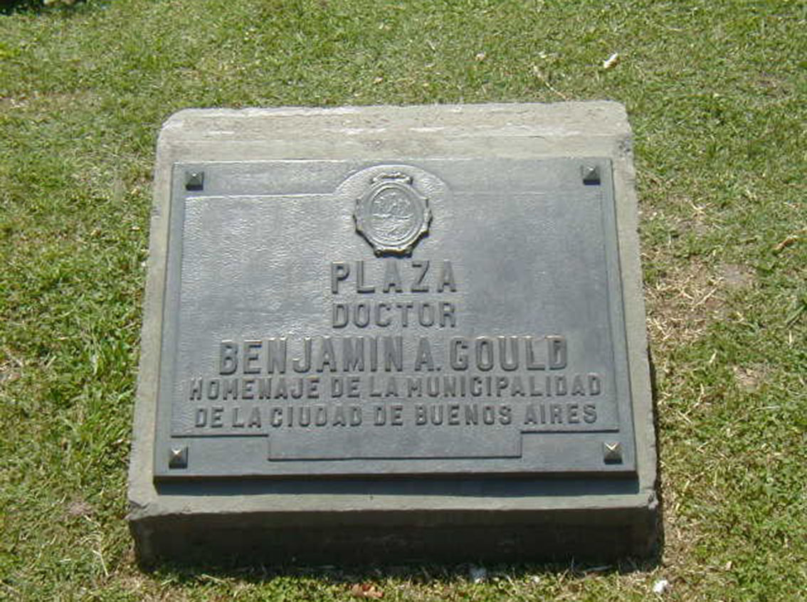 Nomenclatura de Plaza Dr. Benjamín A. Gould