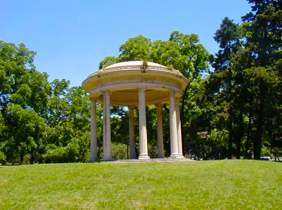  Templete