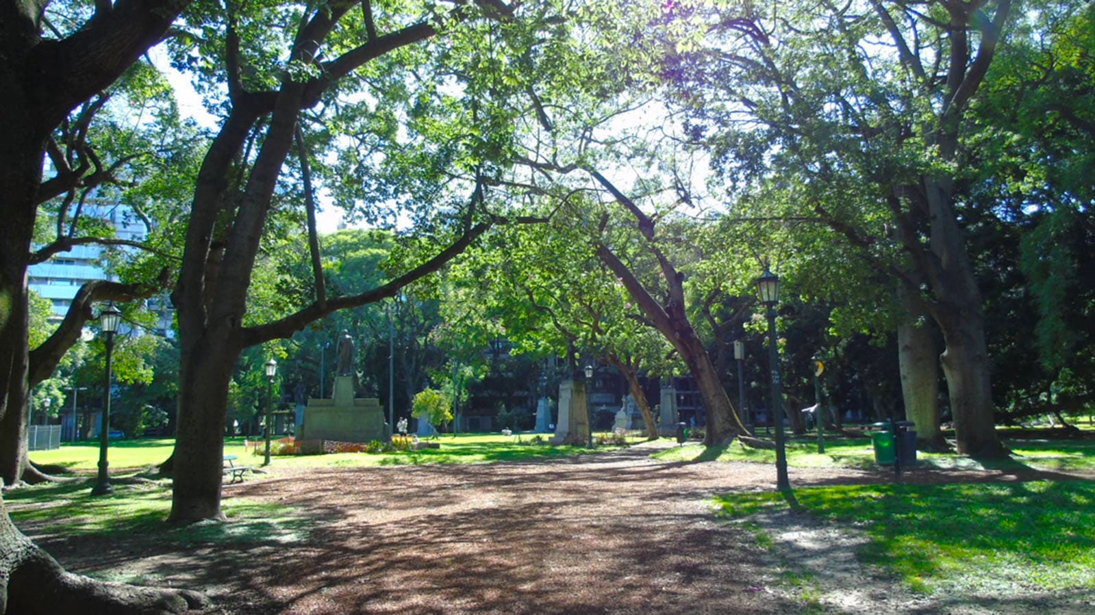 Parque Lezama