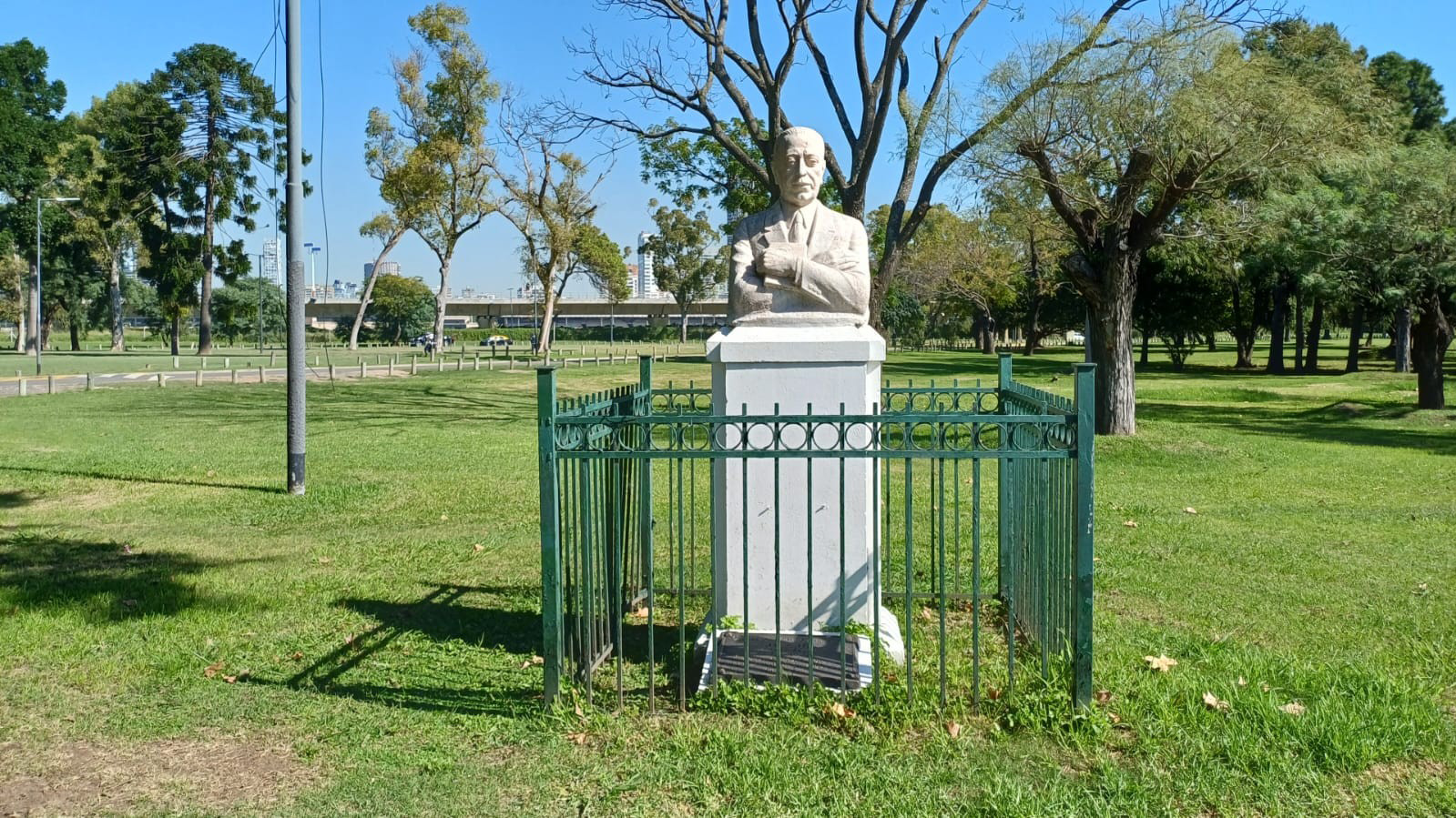 Plazoleta Dr. Carlos Alberto Pueyrredón