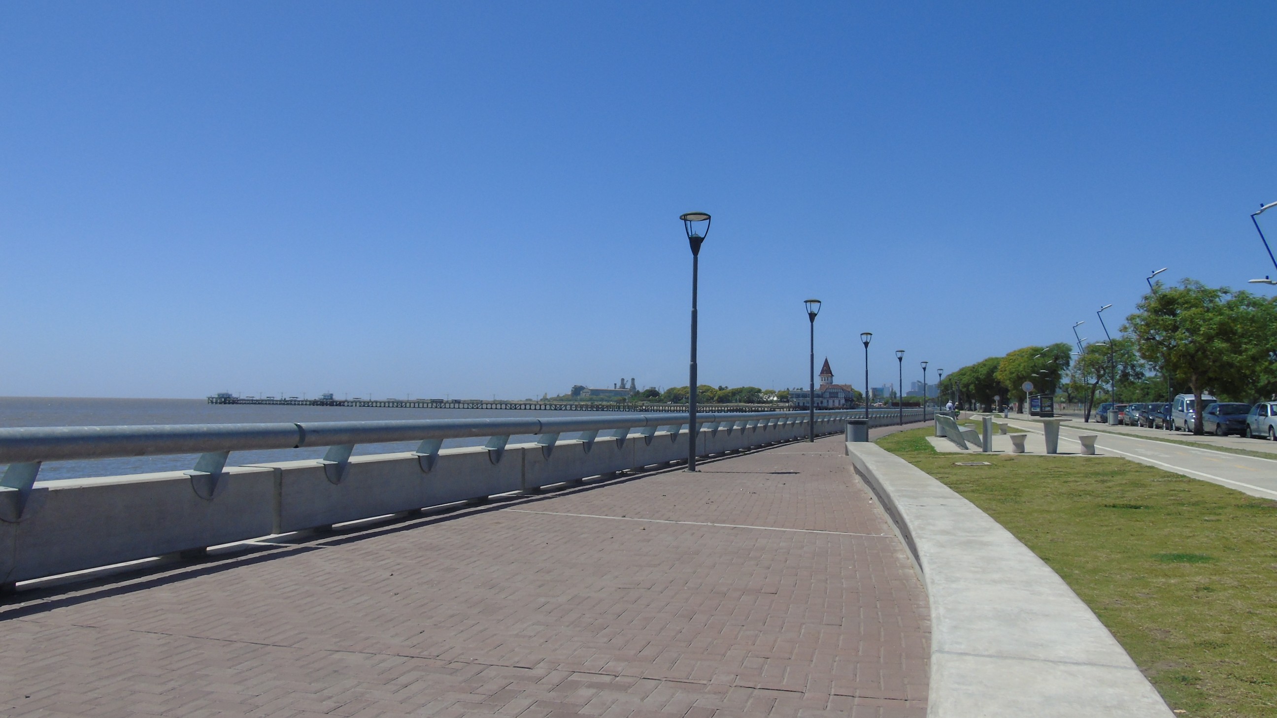 Paseo Alfredo Zitarrosa