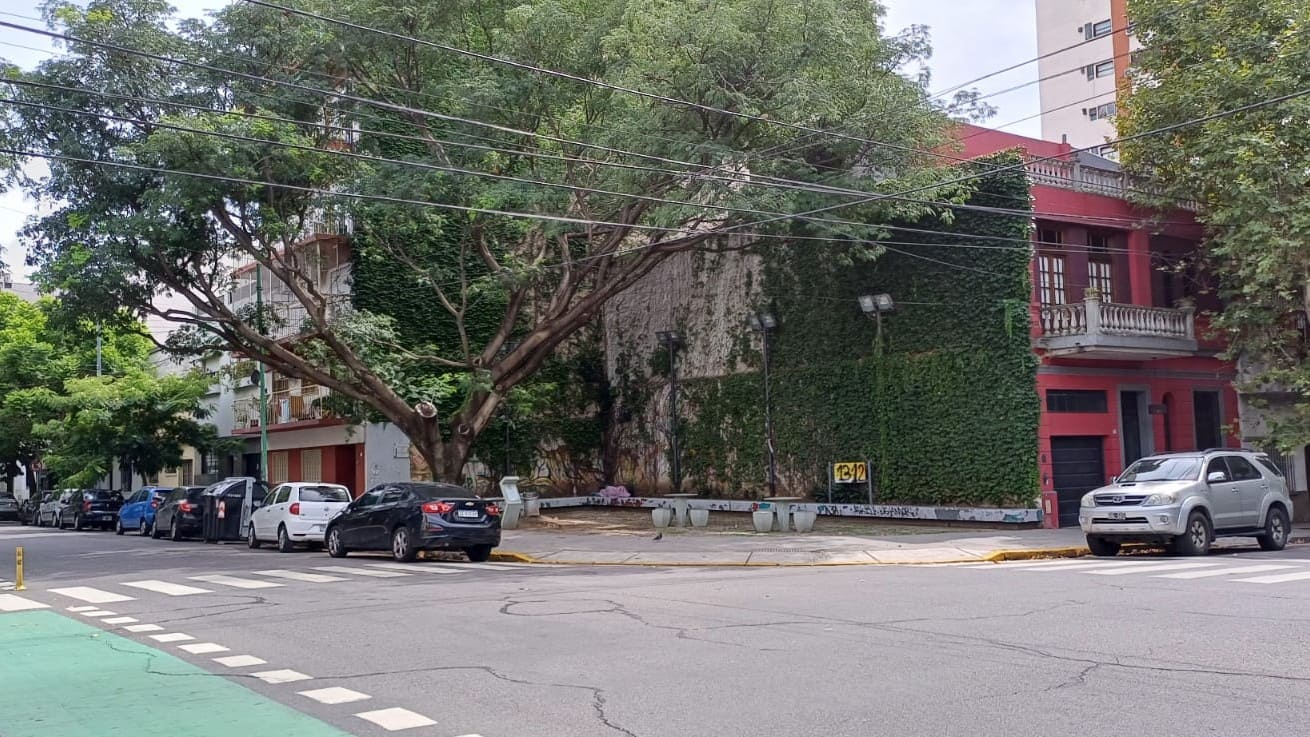 Plazoleta Dr. José Luis Romero