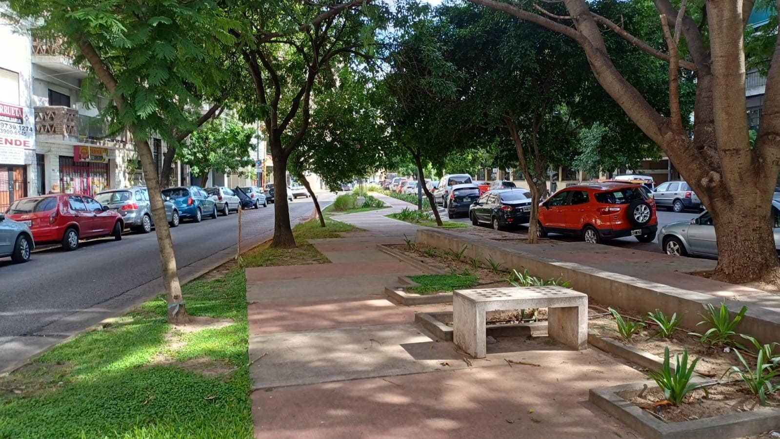 Plazoleta Dr. Avelino Gutierrez