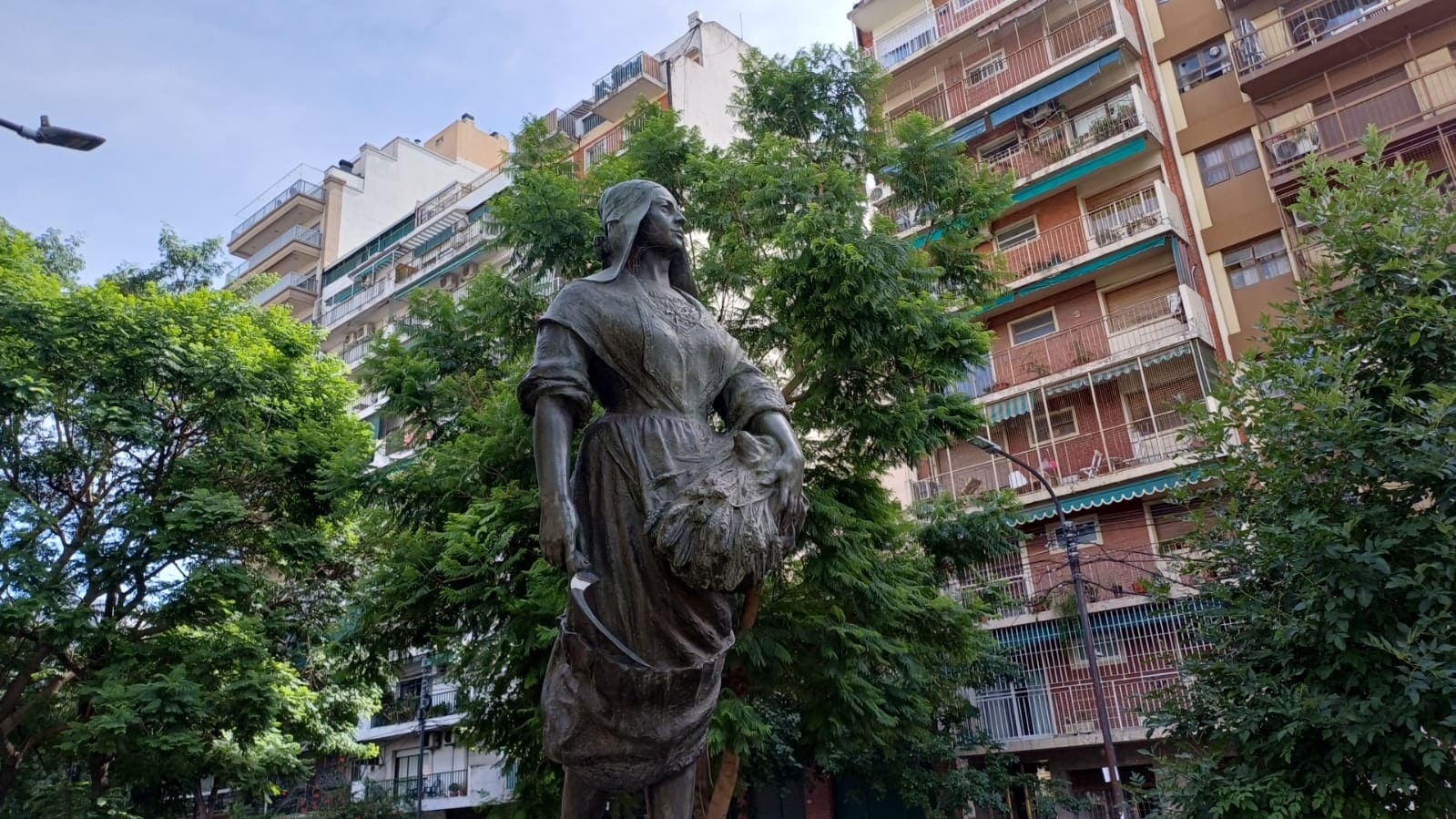 Plazoleta Dr. Avelino Gutierrez