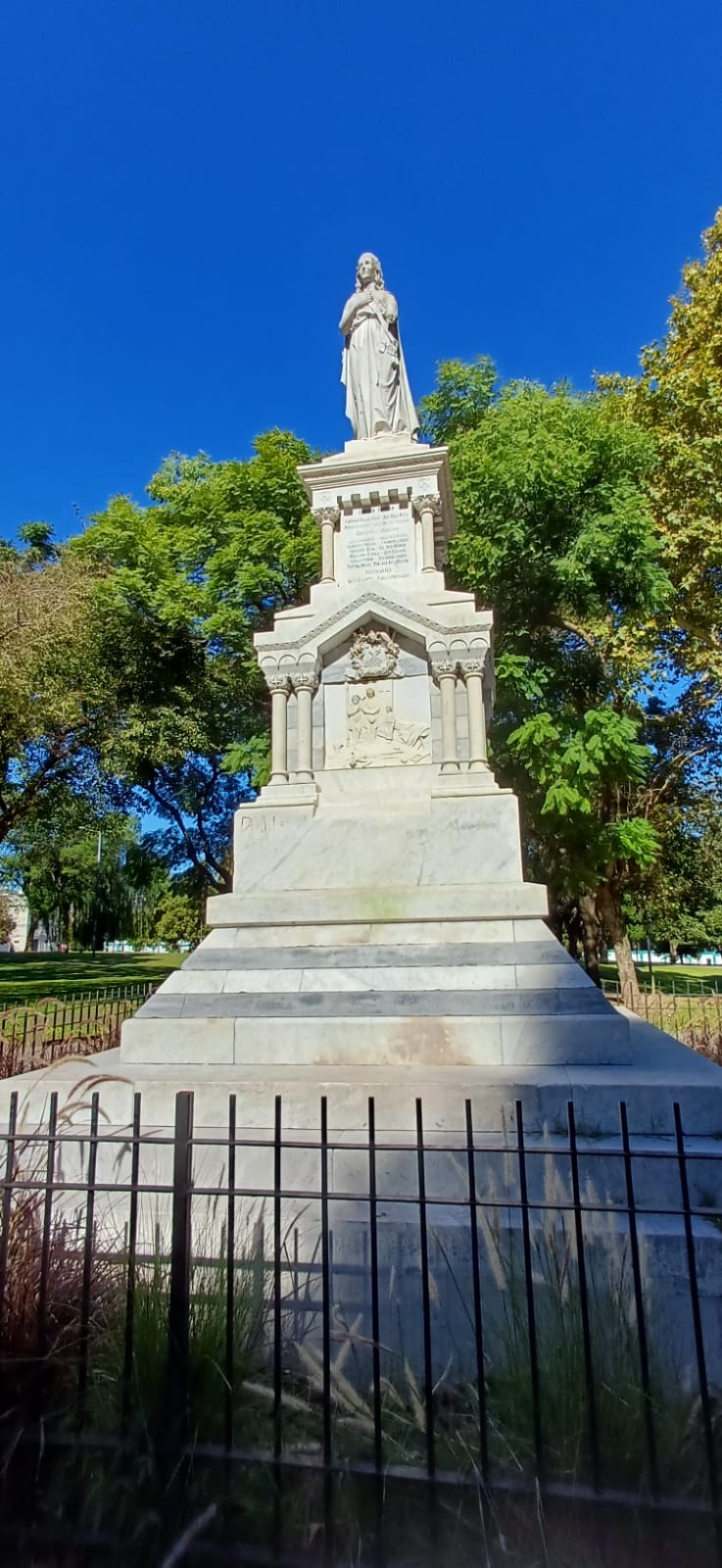 A las Víctimas de la Fiebre Amarilla