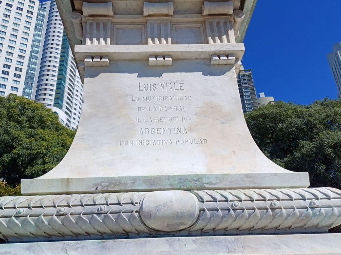 Luis Viale