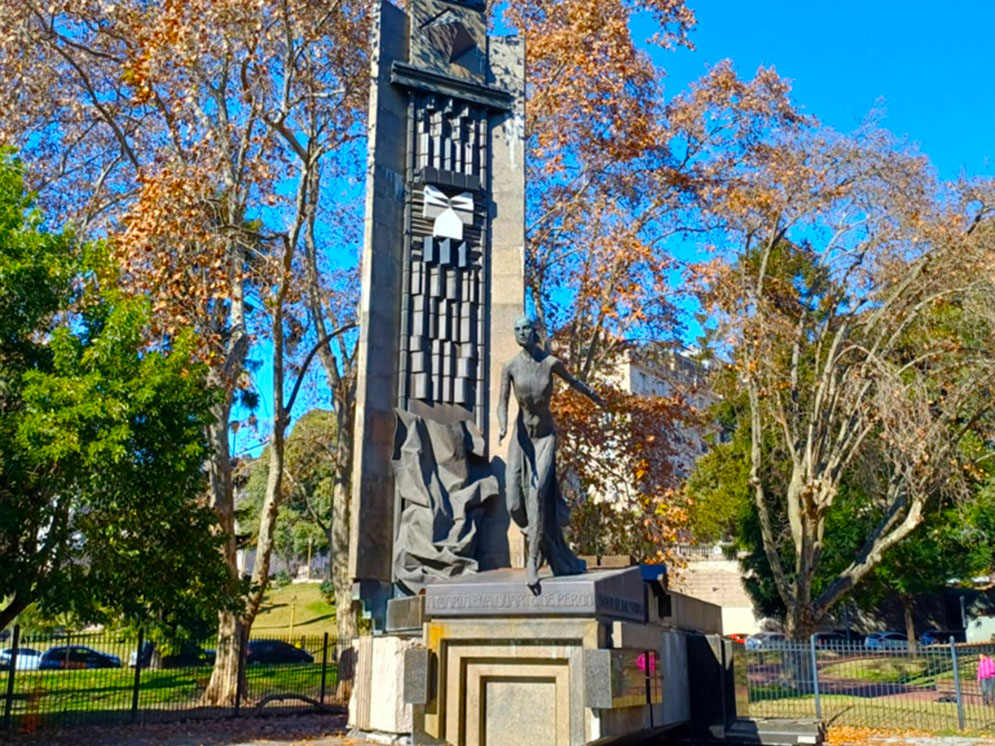 Plaza Eva Duarte de Perón