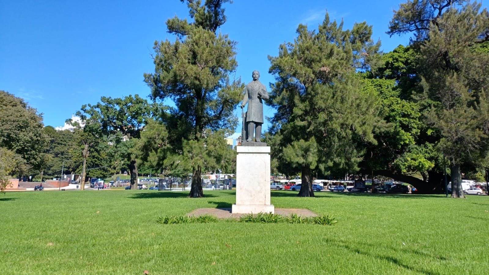 Plaza Dante