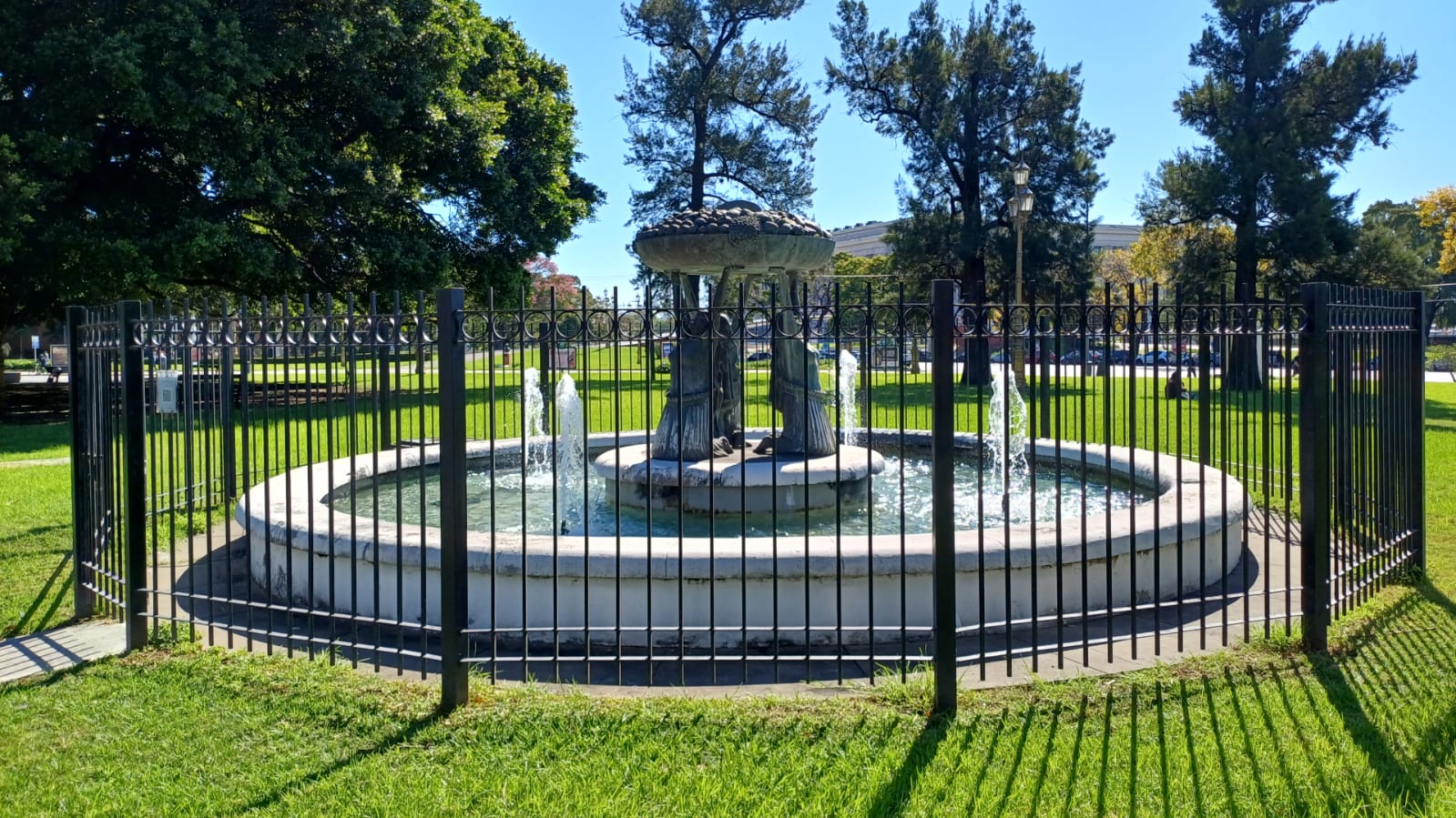 Plaza Dante