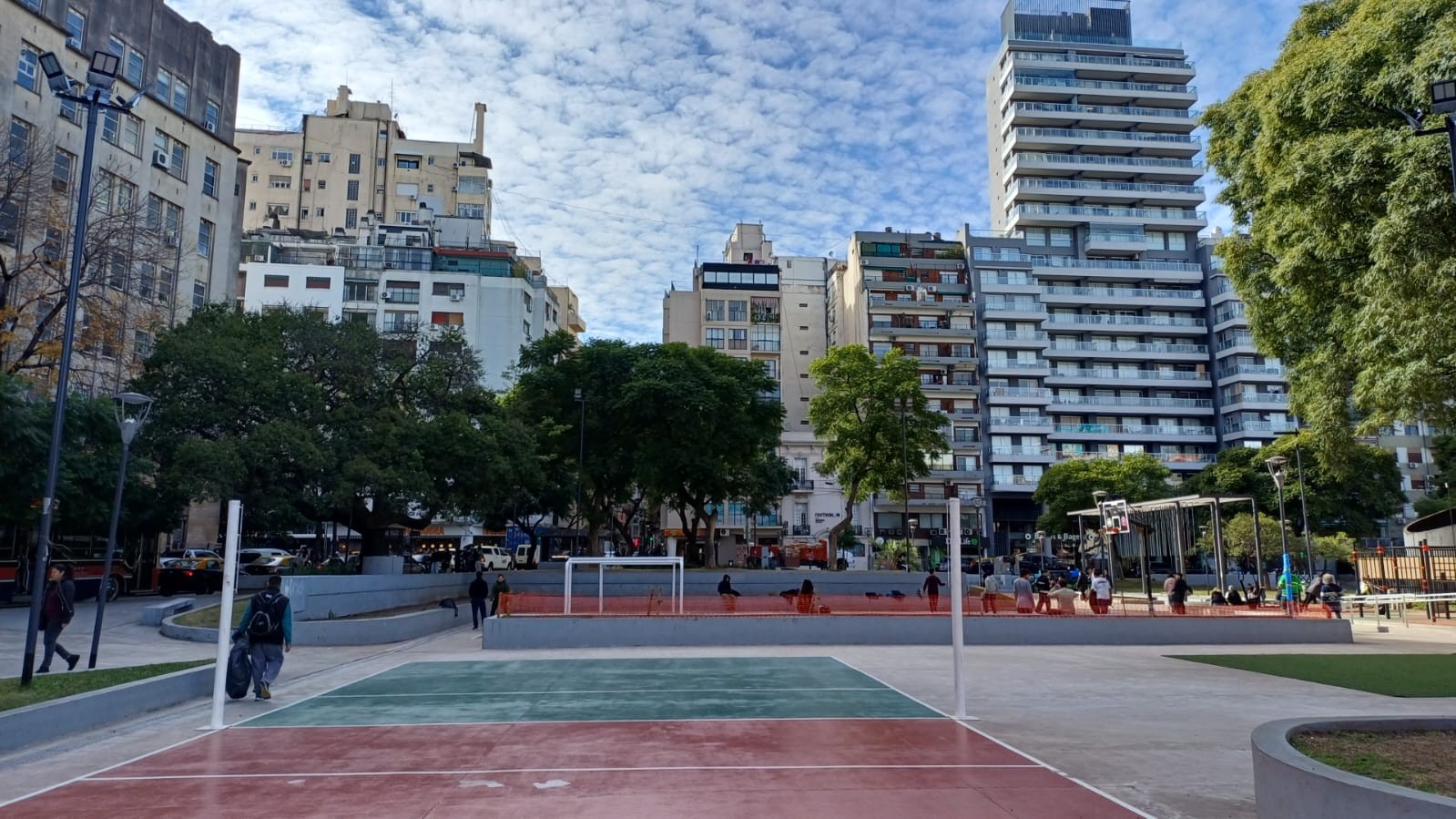Plaza Dr. Bernardo A. Houssay