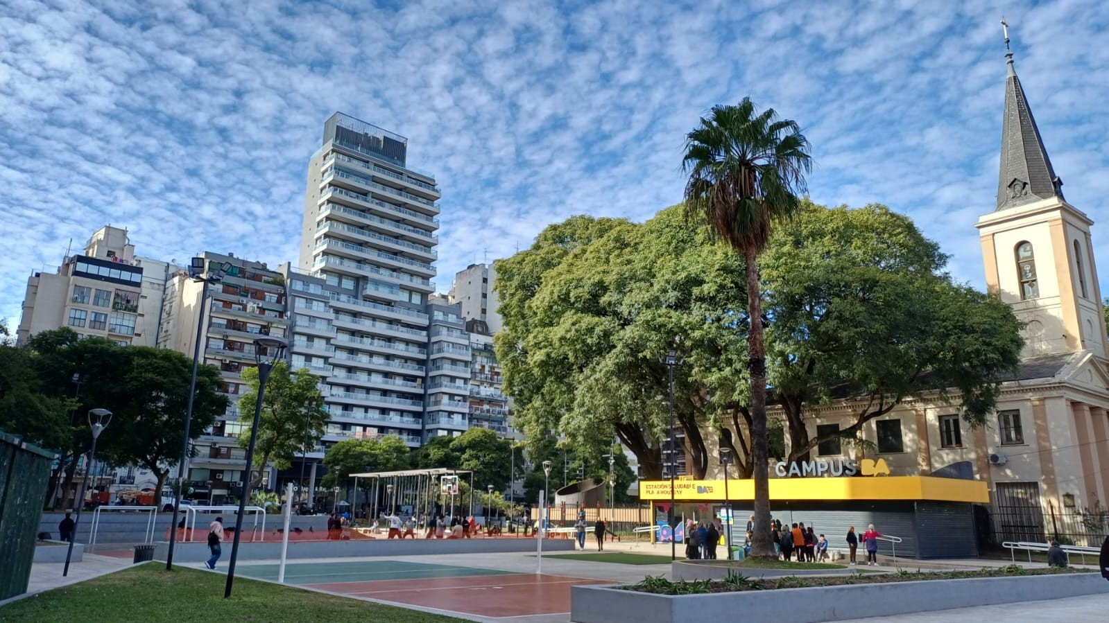 Plaza Dr. Bernardo A. Houssay