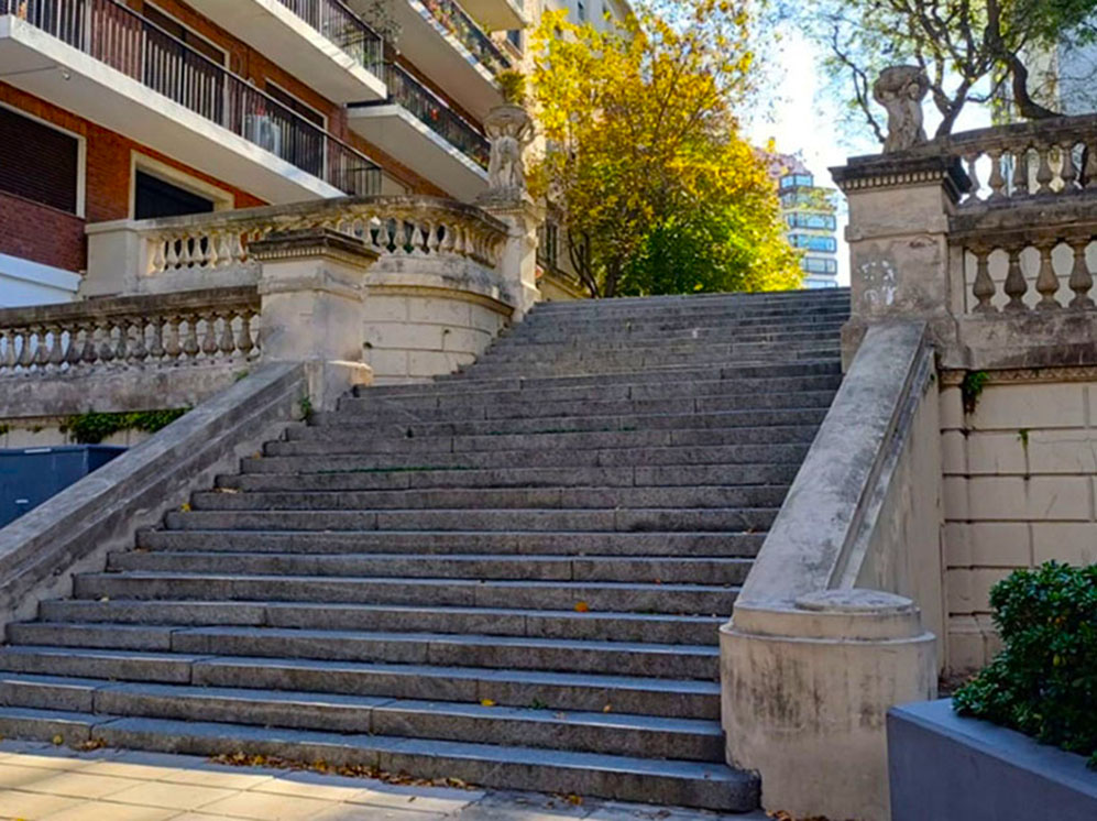 
            Balaustrada (Dr. Luis Agote y Guido)