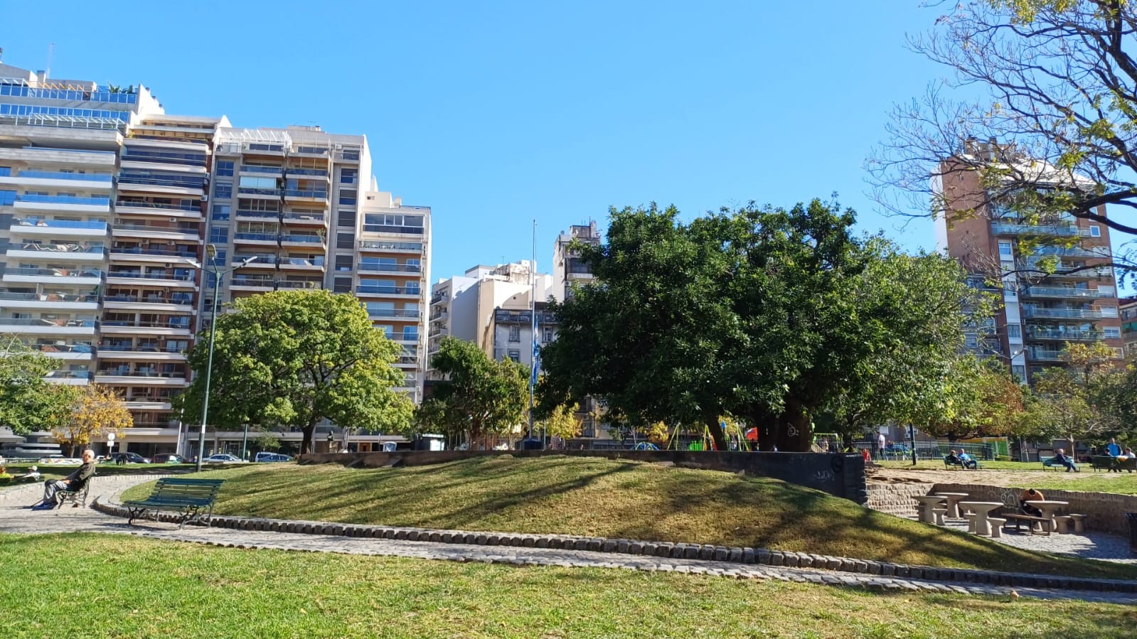 Plaza Monseñor de Andrea