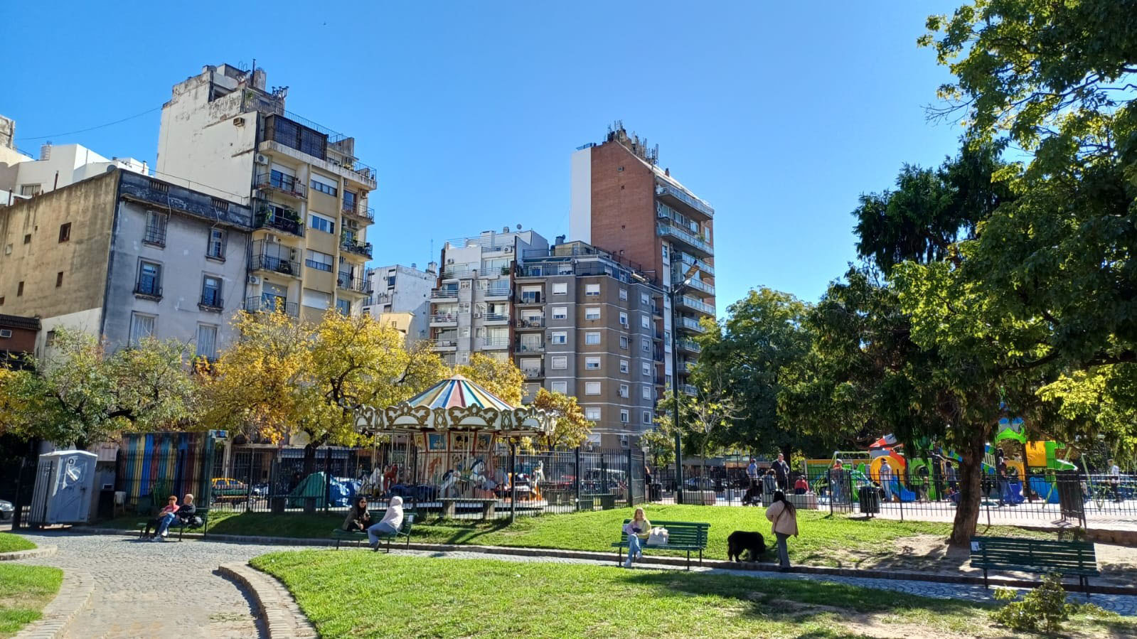 Plaza Monseñor de Andrea