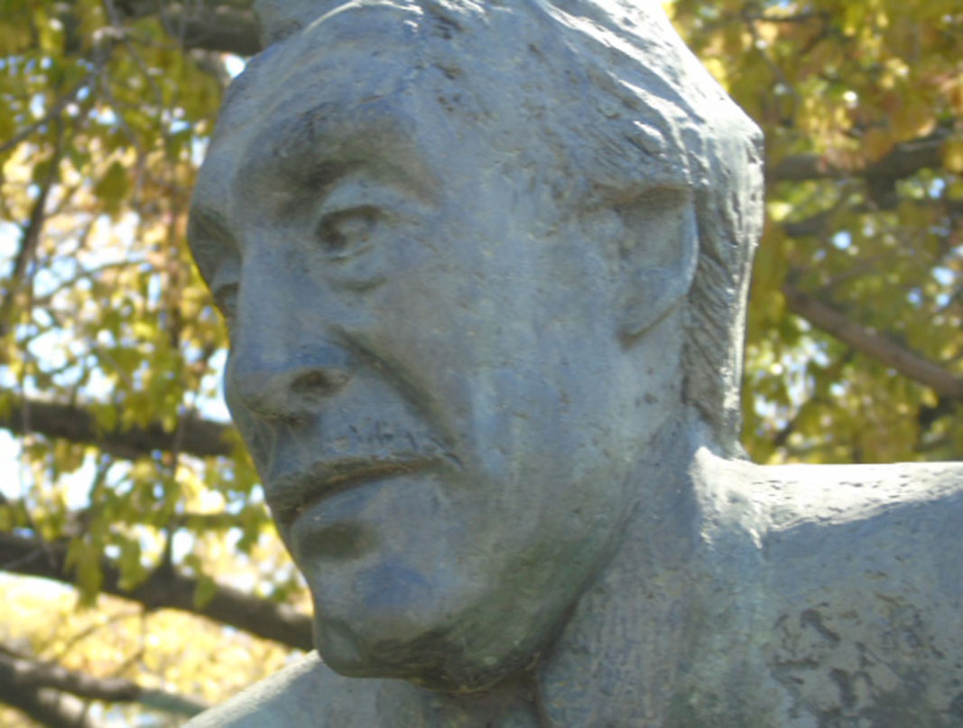 R. Goyeneche