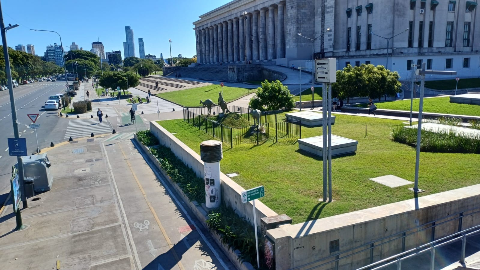 Plaza Australia