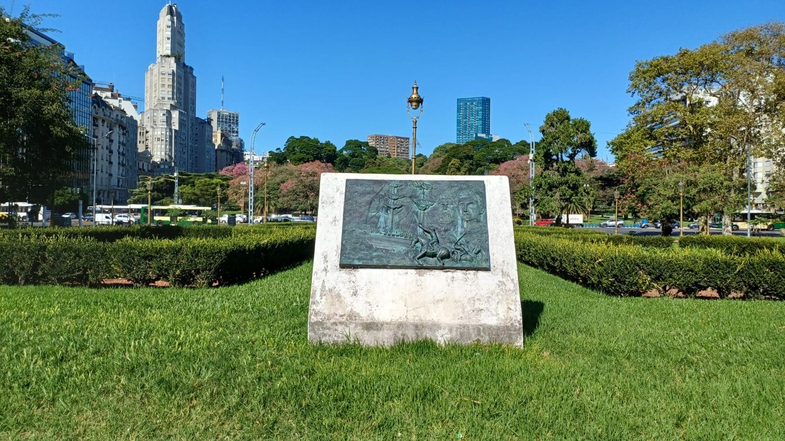 Plaza Fuerza Aérea Argentina