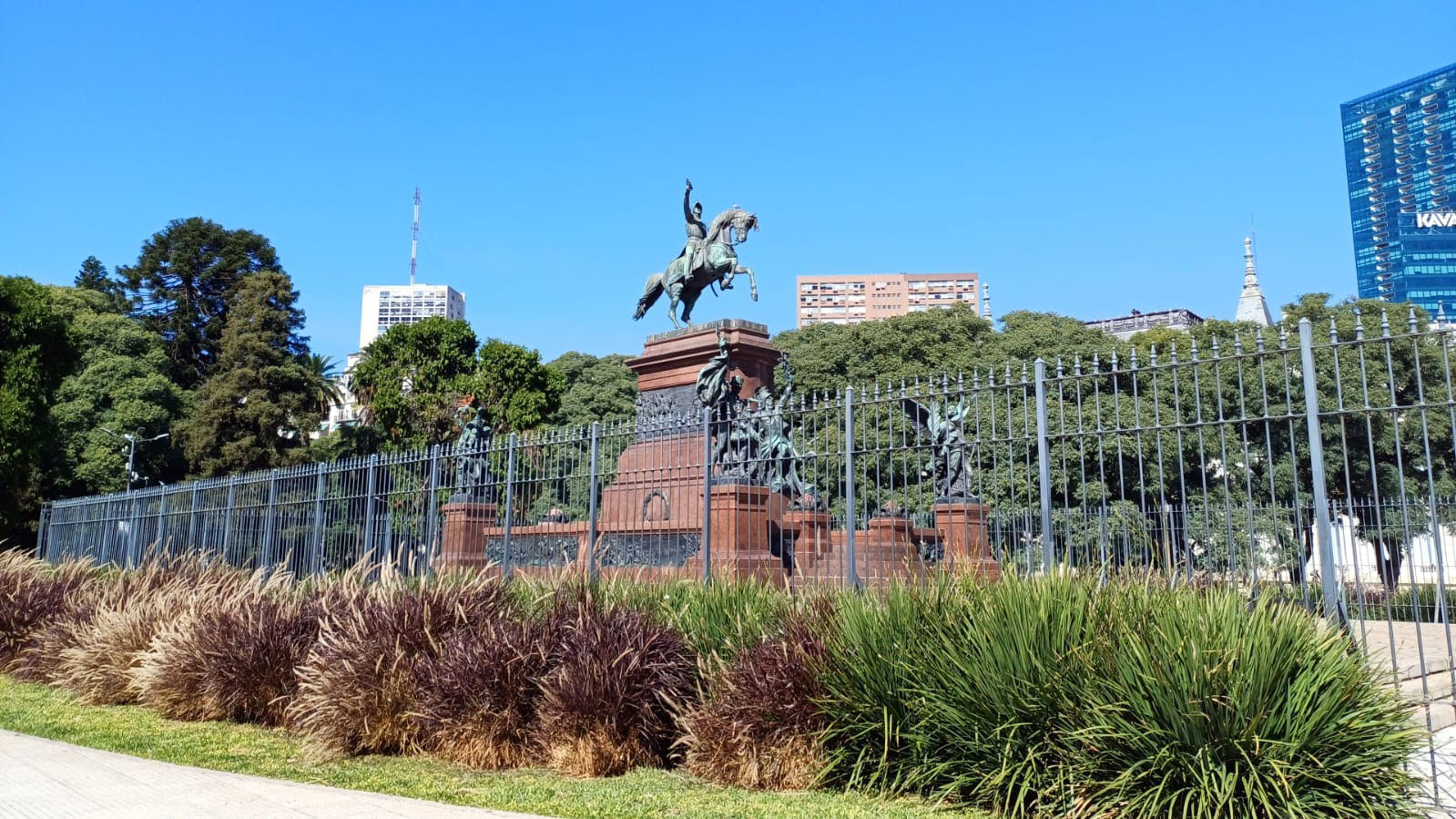 Plaza Libertador Gral. San Martín