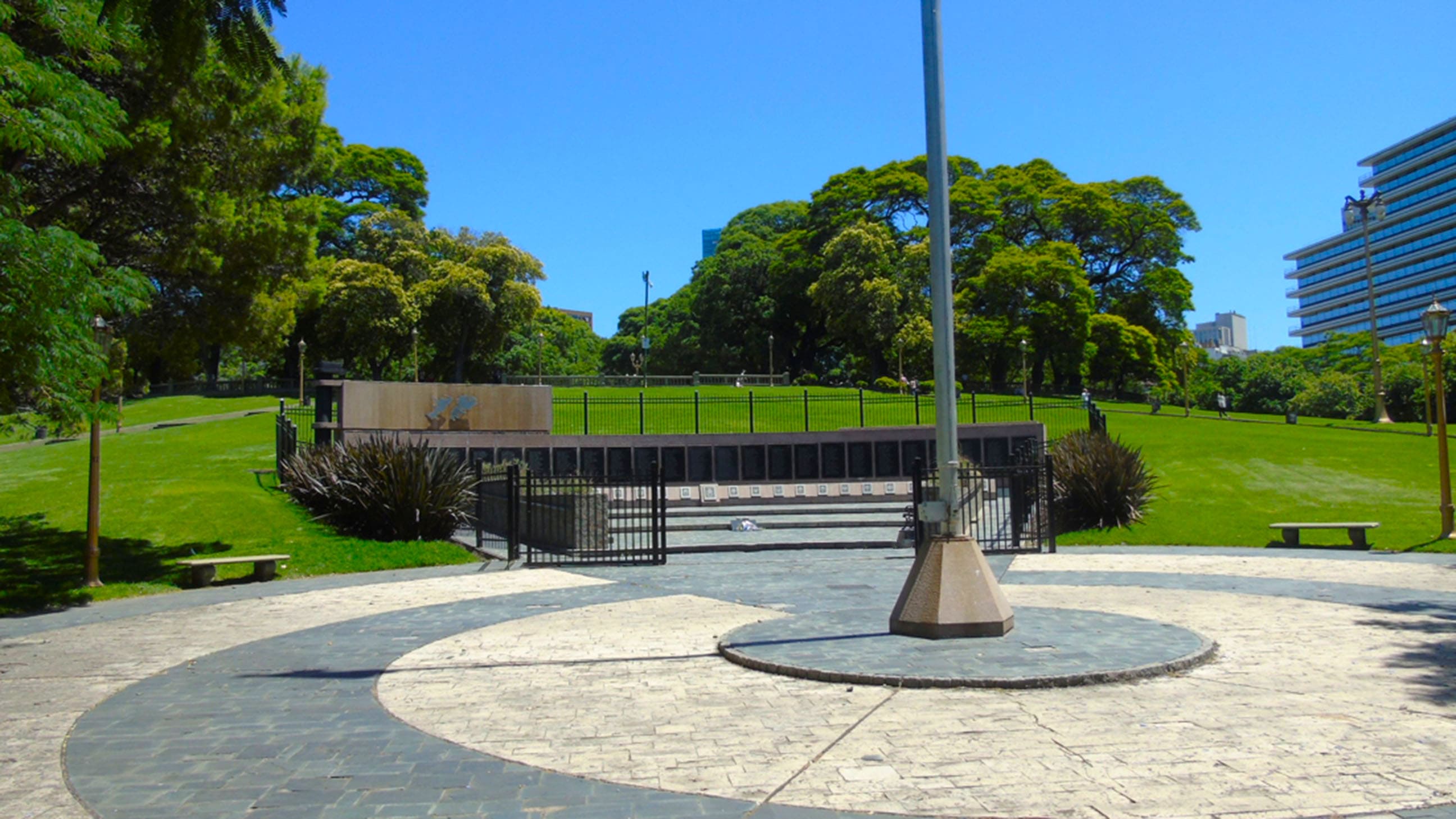 Plaza Libertador Gral. San Martín