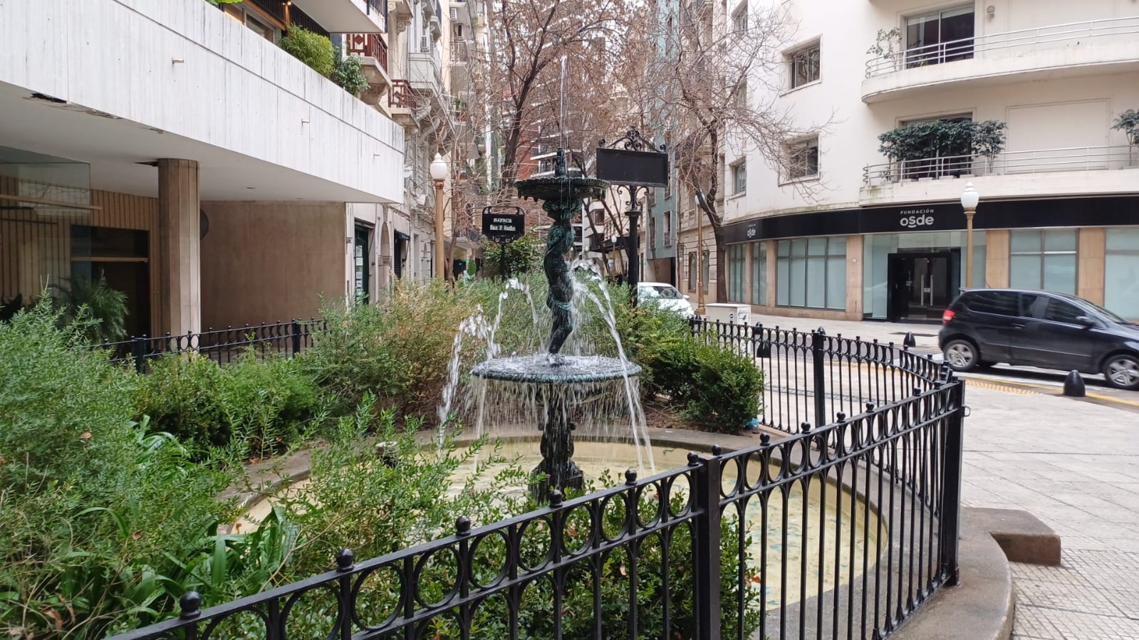 Plazoleta Paul Percy Harris