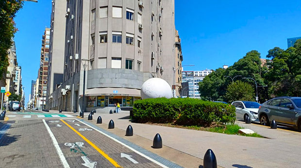 Plazoleta Alberto Evaristo Ginastera