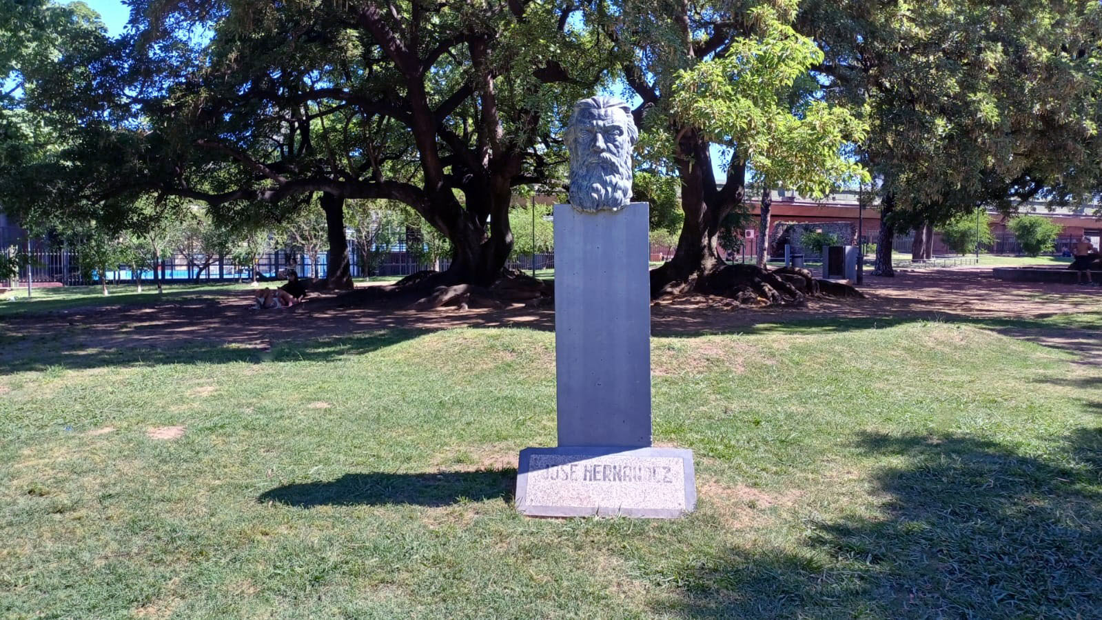 Plaza Martín Fierro