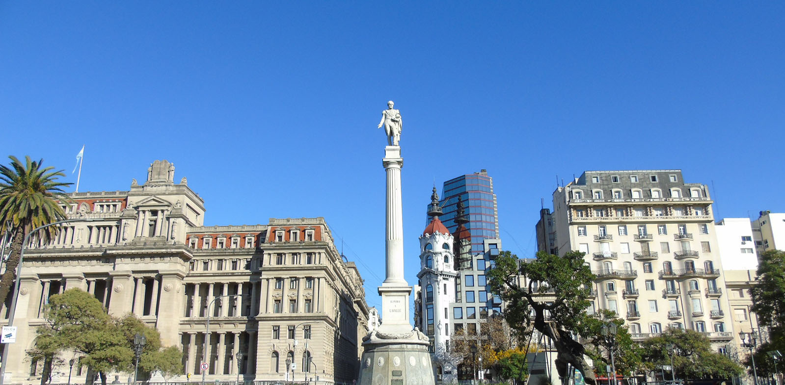 Plaza Lavalle