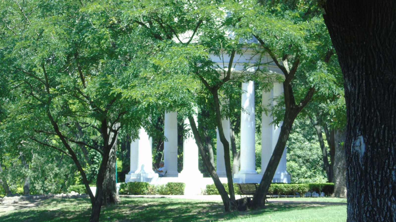 Parque Lezama