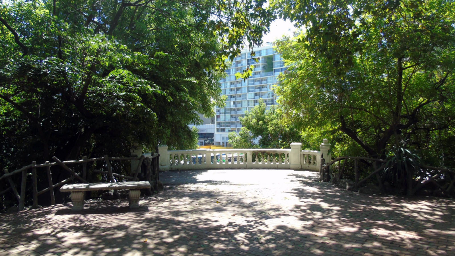 Parque Lezama