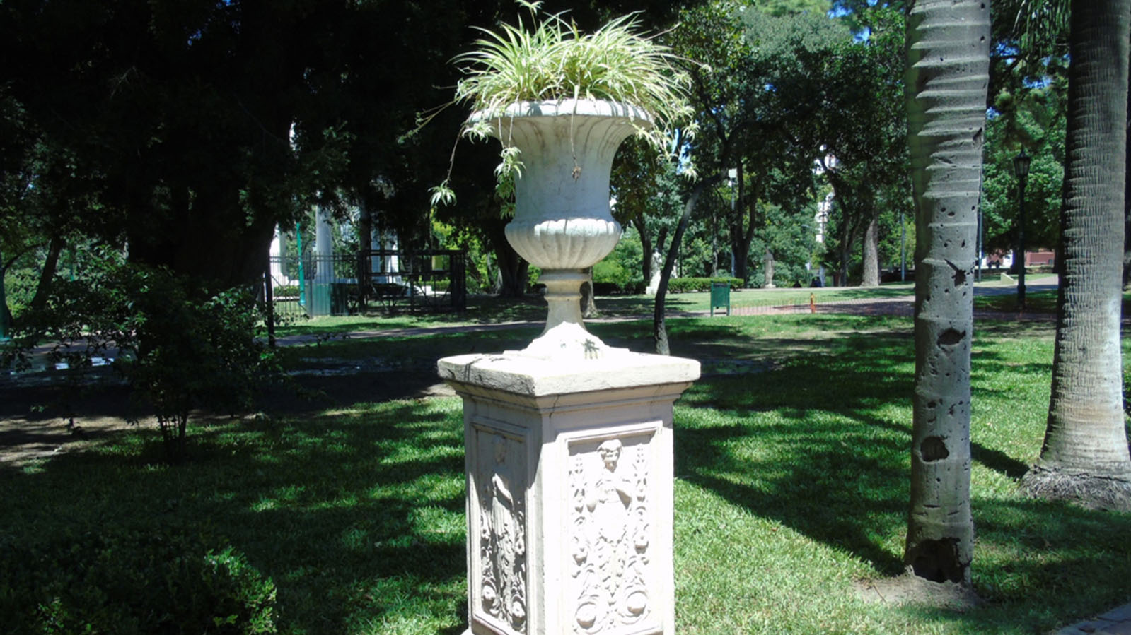 Parque Lezama