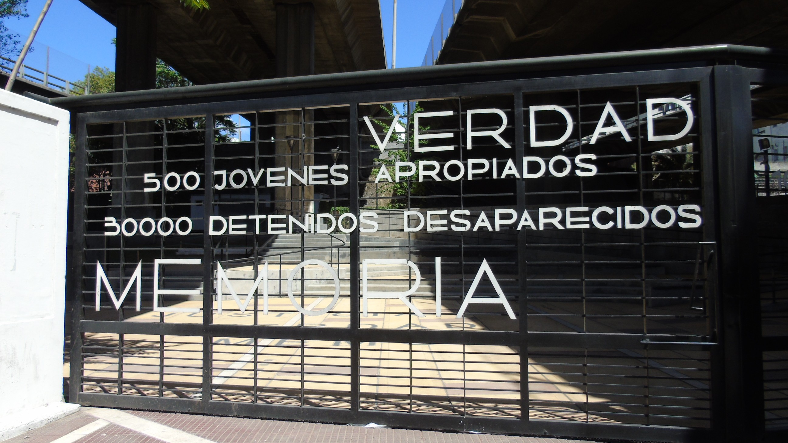 Plazoleta de la Memoria