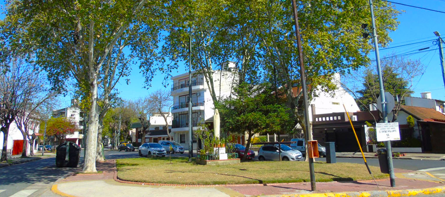 Plazoleta Dr. Rodolfo Erausquin