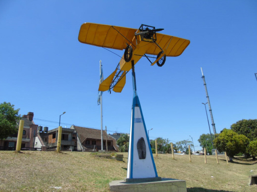 Avión Castalbert II